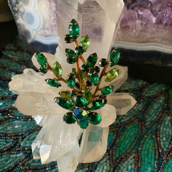 Two tone Green Crystal Brooch/Earrings set, in Gold, ER Stamped - Picture 2 of 5